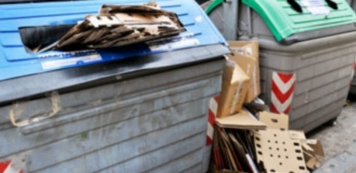Por una Navidad sin residuos Más de la mitad de la basura generada son envoltorios y embalajes. / Kamarero