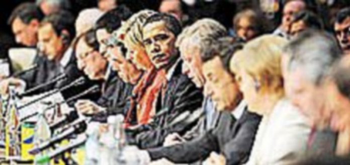 Obama logra muchas sonrisas pero escasos soldados para Afganistán