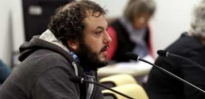 El juez rechaza la recusación de Zapata contra López y Espejel El concejal de Ahora Madrid Guillermo Zapata será juzgado por un delito de enaltecimiento del terrorismo. / Efe