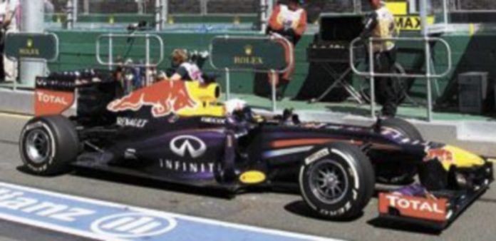 El piloto de Red Bull consigue el mejor registro en las dos sesiones de entrenamientos libres Vettel dejó claro que sigue siendo el gran rival a batir. / Reuters