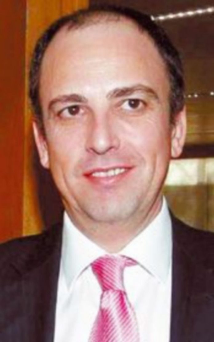 El juez madrileño sigue el guión de Garzón e imputa a Martín Vasco Martín Vasco habría mediado para favorecer a las empresas de Correa. / EFE