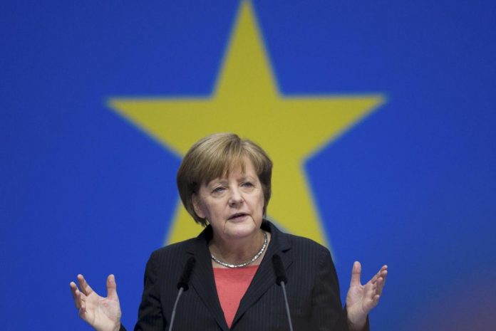 Merkel Cuatro meses después de las elecciones el Partido Socialdemócrata entablará negociaciones para reeditar la coalición.