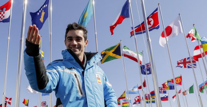 Javier Fernández Javier Fernández ya está en la Villa Olímplica de PyeongChang donde comenzará a competir mañana.