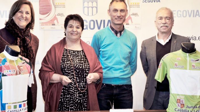 d1-1kama-Ciclismo-Ayuntamiento-RP-Vuelta-Castilla-y-Leon_KAM1355 d1-1kama-Ciclismo-Ayuntamiento-RP-Vuelta-Castilla-y-Leon_KAM1355