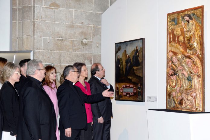 La Reina Sofía inaugura Las Edades del Hombre La Reina Sofía participó en la inauguración de las Edades junto a, entre otros, Juan Vicente Herrera y Silvia Clemente.