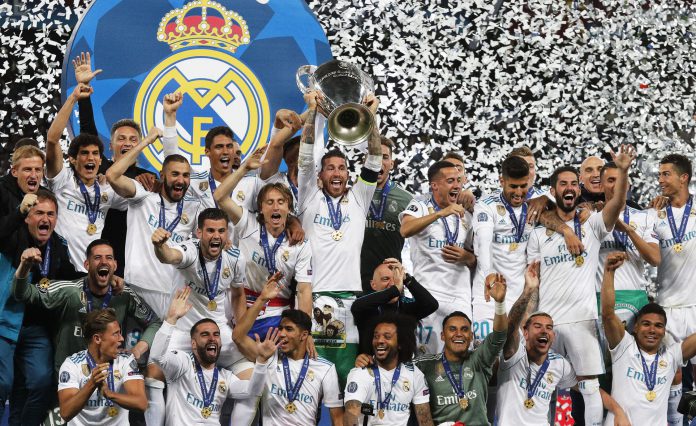 Real Madrid Liverpool Kiev Sergio Ramos levante el título de campeón de la Liga de Campeones por tercera temporada consecutiva, decimotercera en la historia del Real Madrid.