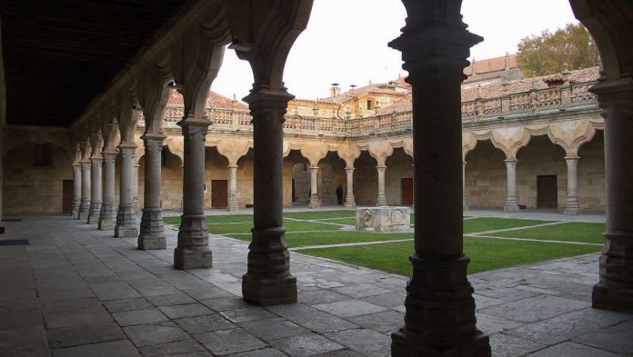 Salamanca El Patio de Escuelas de la Universidad de Salamanca acogerá las actividades culturales de la celebración.