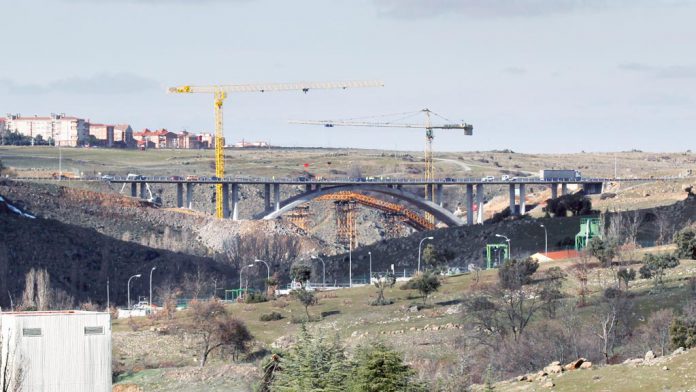 09-1ner-obras-SG20-gruas 09-1ner-obras-SG20-gruas
