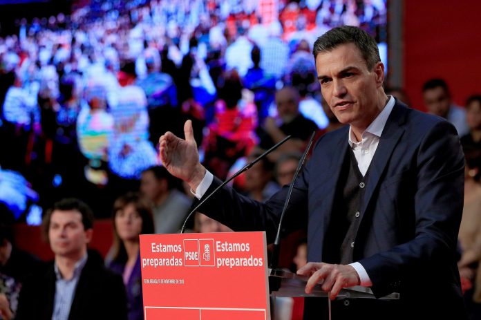 Pedro Sánchez en acto preelectoral en Fuenlabrada El presidente del Gobierno, Pedro Sánchez, durante su intervención ante la militancia socialista.