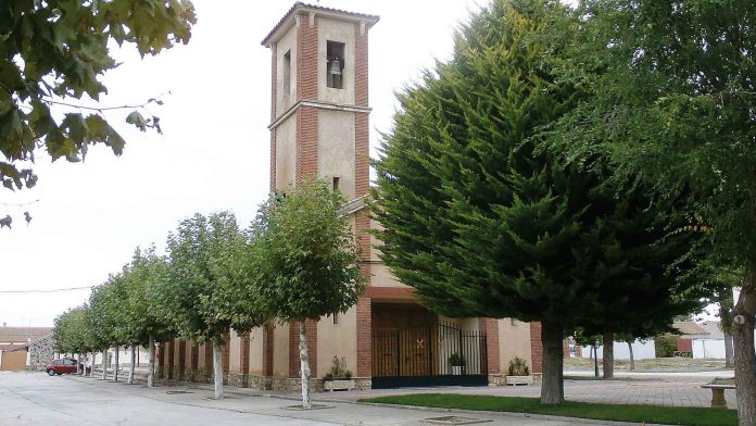Iglesia de Juarros de Voltoya. Iglesia de Juarros de Voltoya.