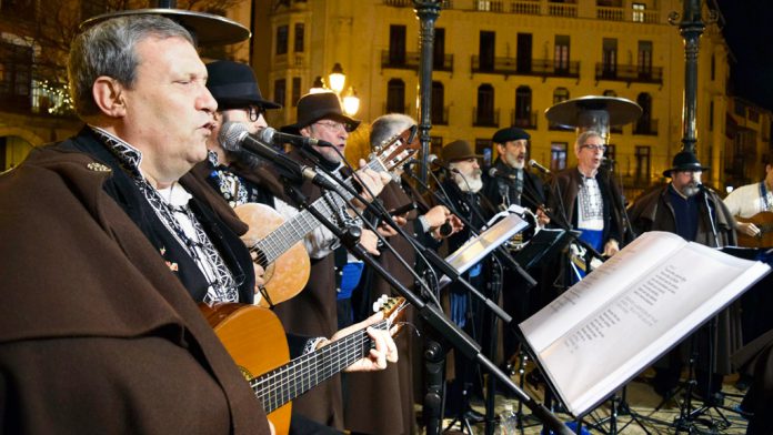 04-1MartaHerrero-171229-Concierto-Plaza-Mayor-Ronda-Segoviana Ronda Segoviana en Navidad