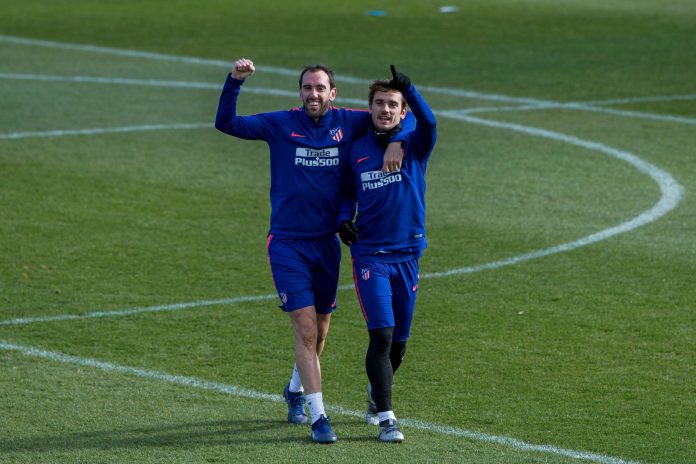 Entrenamiento Atlético de Madrid Griezman y Godin durante el entrenamiento del Atlético de Madrid en la Ciudad Deportiva Wanda.