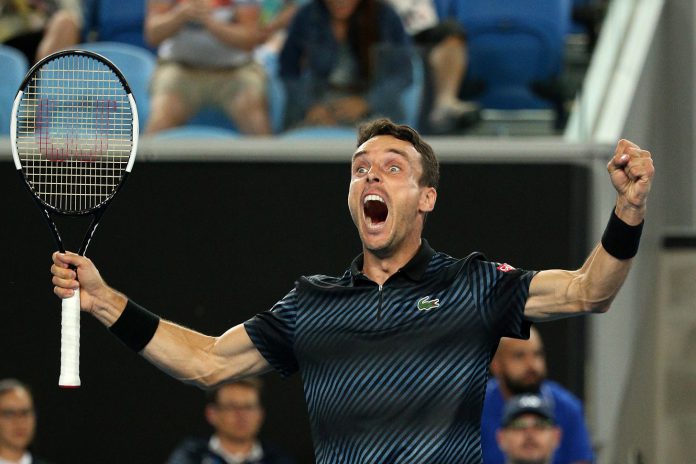 Roberto Bautista - Marin Cilic Roberto Bautista celebra su victoria ante Marin Cilic.