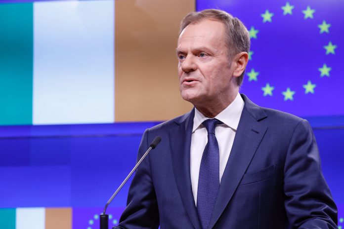 23Mundo El presidente del Consejo europeo, Donald Tusk, durante la rueda de prensa en Bruselas.