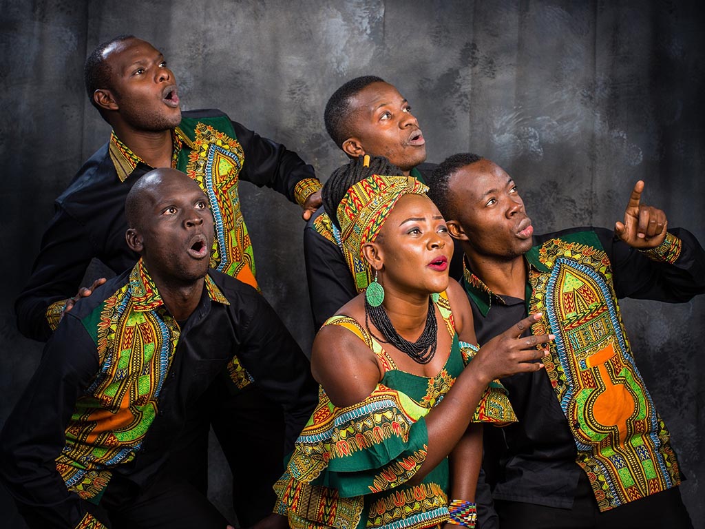 El grupo g�spel  `Aba Taano� vuelve a <h3 class='enlacePalabraNoticia'>Riaza</h3>