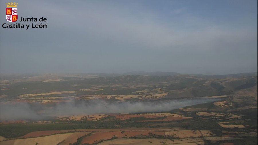 Estabilizado el incendio de <h3 class='enlacePalabraNoticia'>Becerril</h3> mientras se refresca la zona