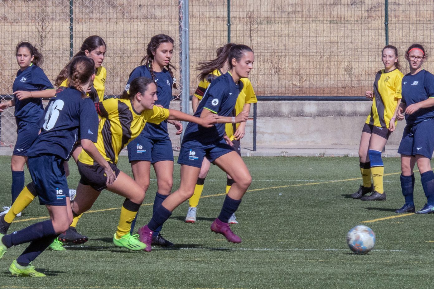 El Espinar Arlequ�n es el �nico invicto en la liga provincial femenina
