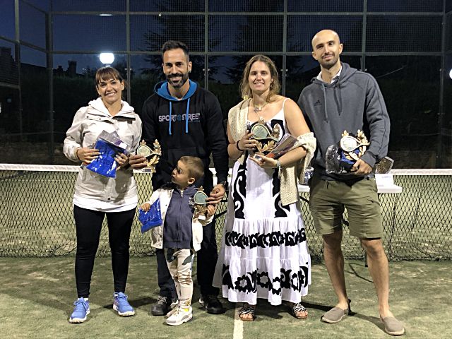 M�s de cien jugadores dan brillo al XV Torneo de p�del Villa de Riaza
