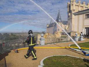 Galería | Simulacro de incendio en el Alcázar de Segovia