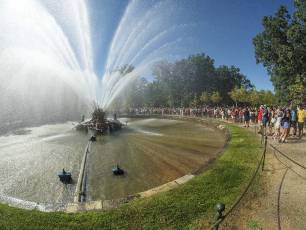 Juegos de agua en las fuentes de La Granja por Santiago KAMARERO
