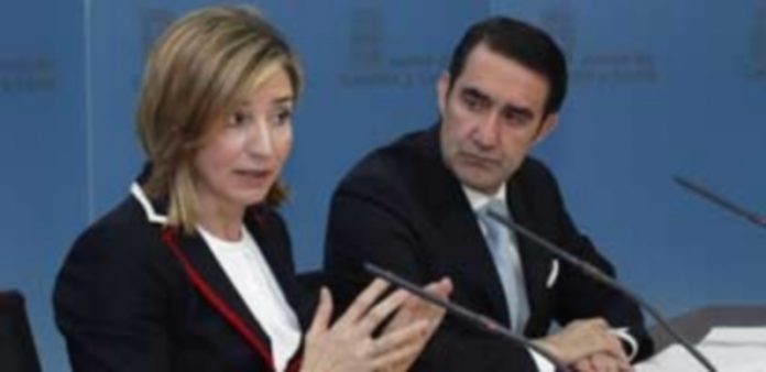 Baja un 30% el número de familias que pidió ayuda ante el riesgo de desahucio La consejera de Familia e Igualdad de Oportunidades