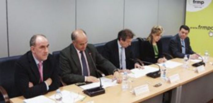 De Santiago explica a la FRMP los retos del nuevo Modelo de Ordenación del Territorio De Santiago-Juárez (c)