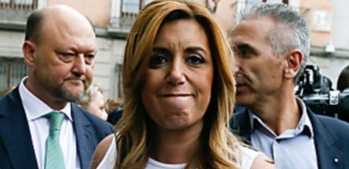 Susana Díaz será investida hoy presidenta de la Junta tras 81 días de negociación Susana Díaz tuvo que enfrentarse a hasta tres votaciones infructuosas. / Efe
