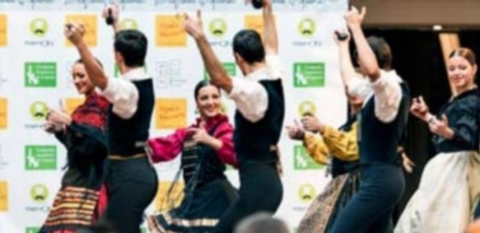 Nace Disfruta España Una exhibición folclórica sirvió para la presentación del portal