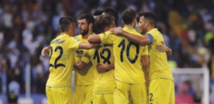 El Villarreal no se conforma y quiere el liderato europeo El conjunto entrenado por Marcelino García Toral confía en redirigir su rumbo en Europa tras su buen inicio liguero. / Efe