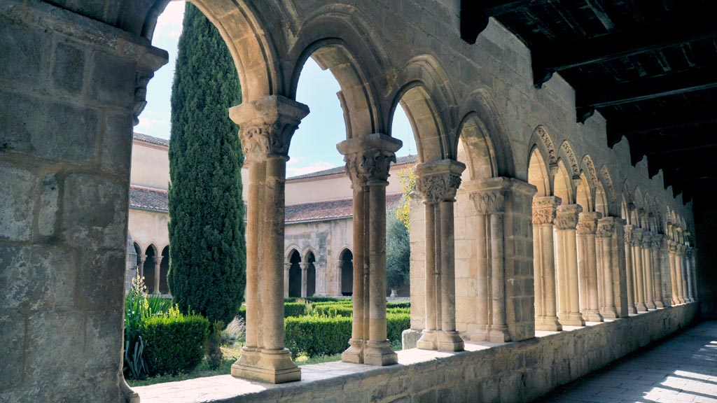 Santa María La Real de Nieva, arte en el monasterio y tradición en los Santa María La Real de Nieva, arte en el monasterio y tradición en los