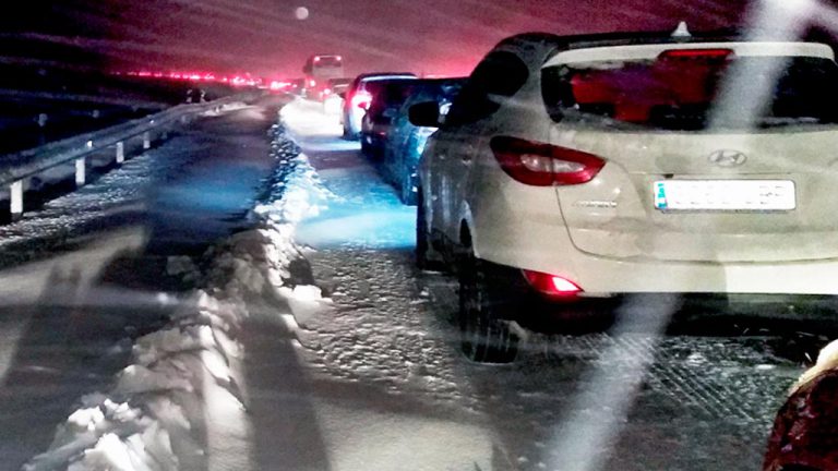 Multan a Iberpistas con 1.200 euros por el caos de la nevada de enero