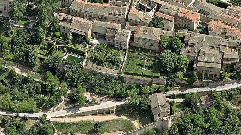 Buscando jardines medievales por Segovia I