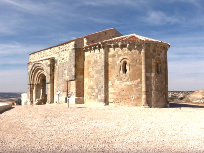 Imagen de la ermita de San Miguel de Sacramenia. /E. A