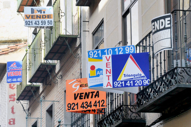 La compraventa de viviendas en Segovia cae un 4,6% en julio, con 185 operaciones