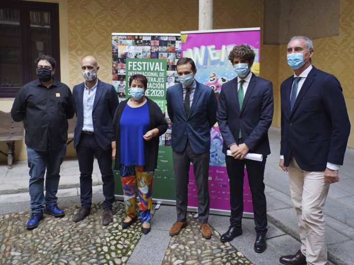 Foto de familia de la presentación de Weird Market