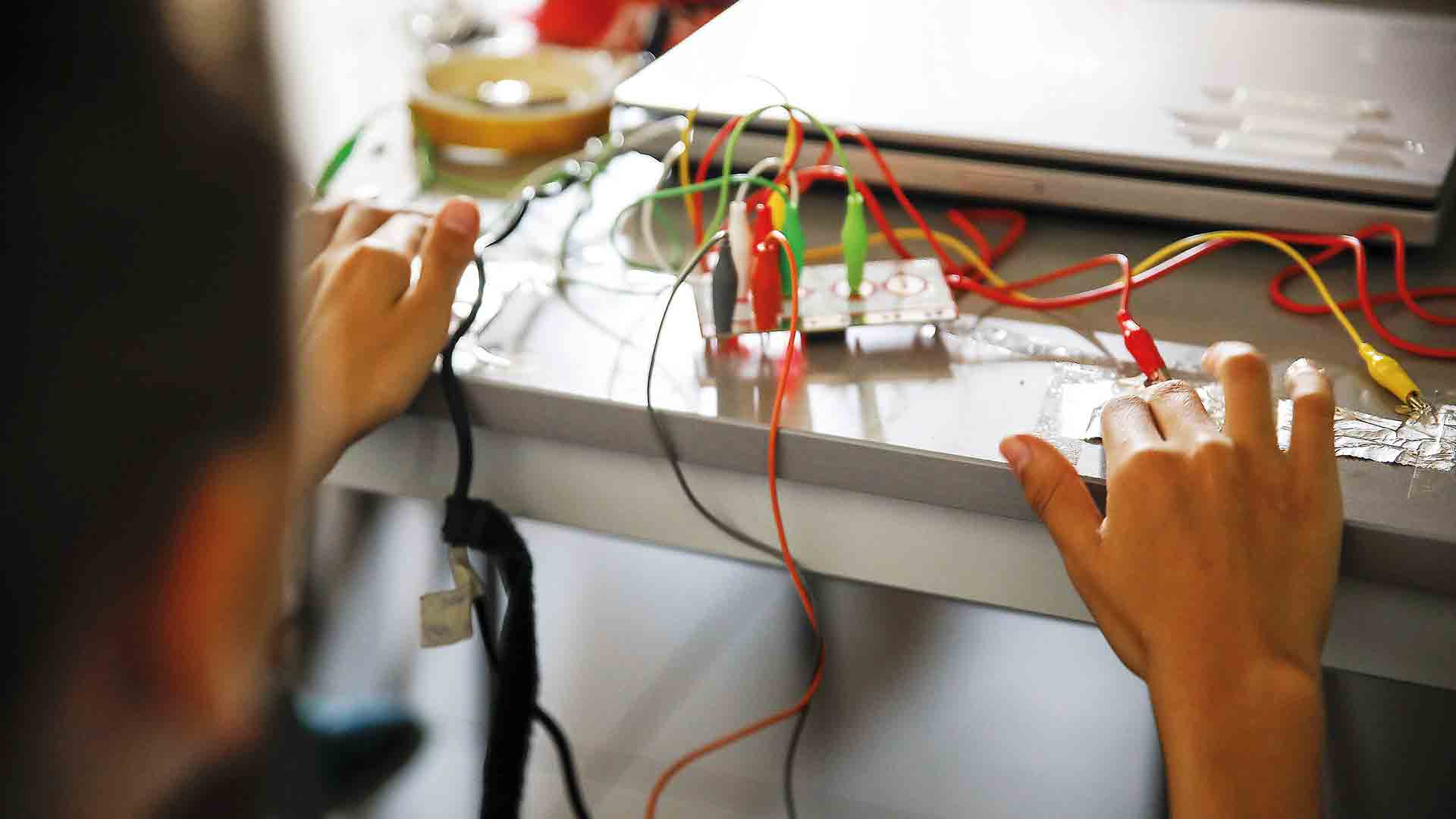 La Facultad de Educación de Segovia, socio estratégico del Proyecto STEAM