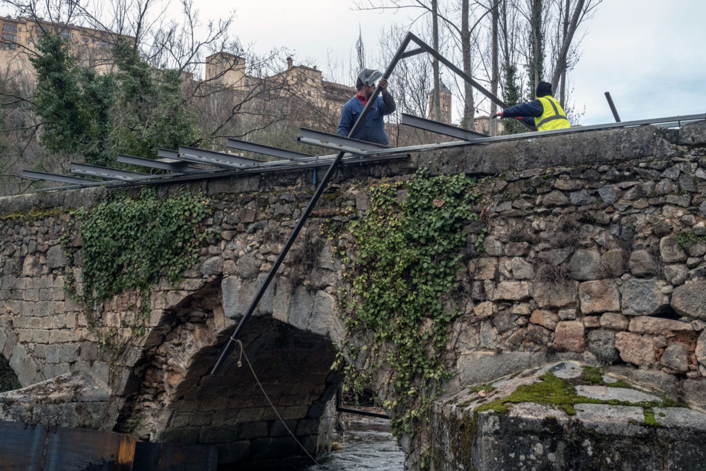 Comienzan las reparaciones de daños por la crecida del Eresma en Segovia 1 Comienzan las reparaciones de daños por la crecida del Eresma en Segovia