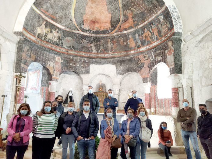 Un grupo de excursionistas de ‘Viajero yo te ensenare Segovia Un grupo de excursionistas de ‘Viajero yo te ensenare Segovia