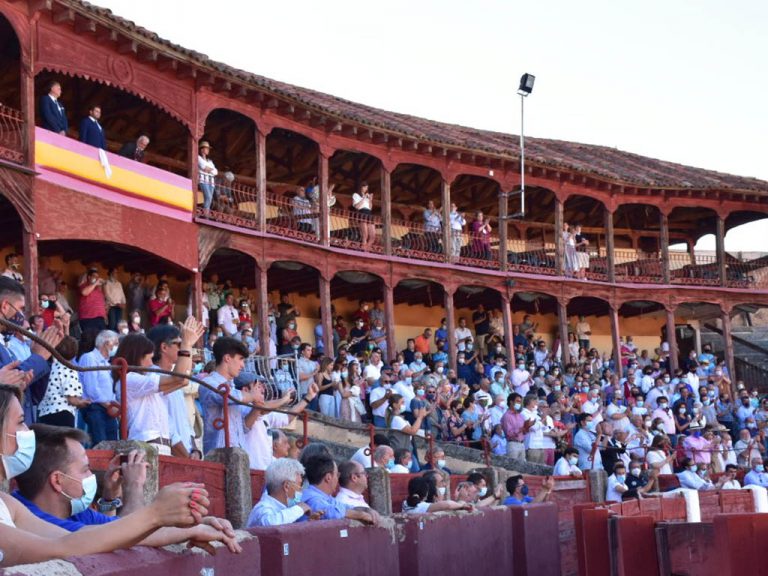 Luque-Téllez, un ‘mano a mano’ para las fiestas de Segovia