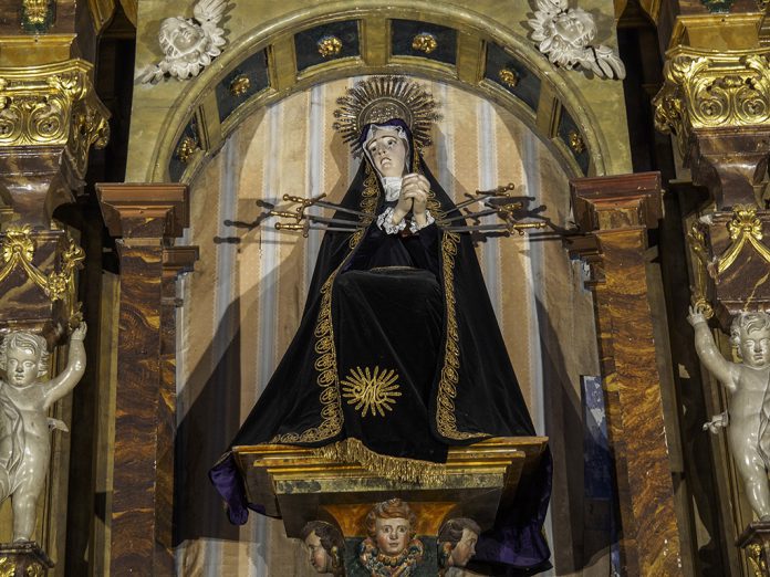 La Virgen de los Siete Cuchillos (Iglesia de San Miguel). / KAMARERO