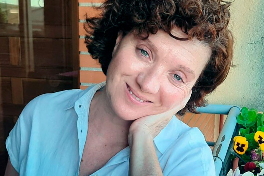 En 2019, Sonia Martín también participó en el primer volumen de ‘Conversando con ellas’ con dos poemas. / E.A.