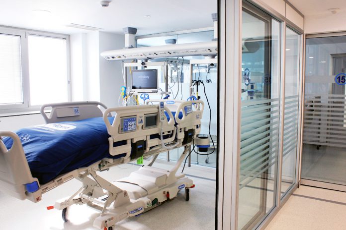 Zona de ampliación de la Unidad de Cuidados Intensivos del Hospital General de Segovia. /EA