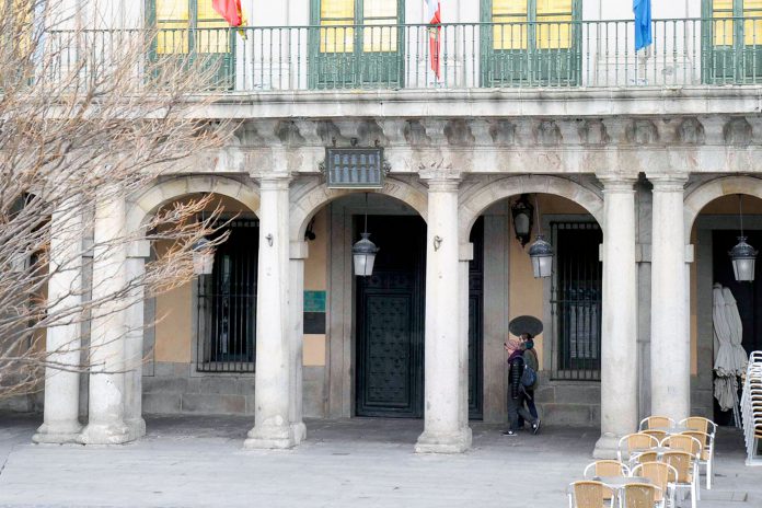 Ayuntamiento Segovia Fachada 6750