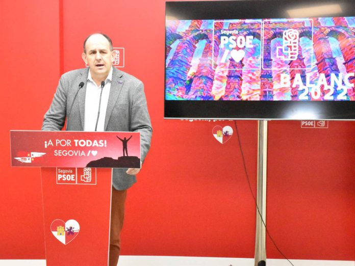 El diputado socialista y secretario general del PSOE de Segovia, José Luis Aceves, hace balance anual. / EL ADELANTADO