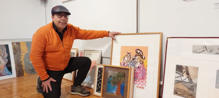 �Me siento orgulloso de mantener a flote una galer�a de arte en el medio rural�