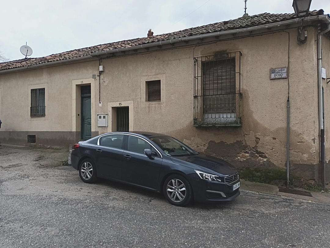 Popper y los bomberos de Segovia en la calle del Pozo